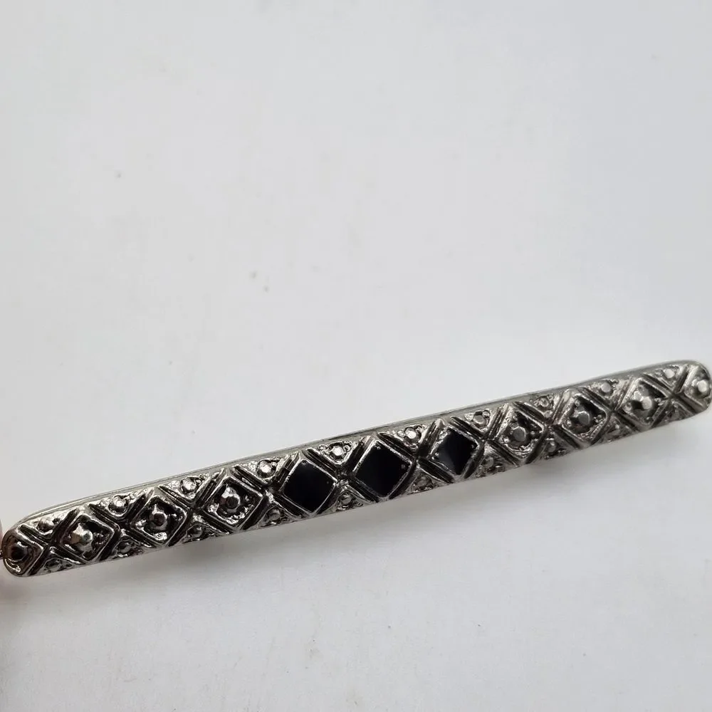 Black Enamel Textured Silver Tone Metal Bar‎ Brooch Vintage